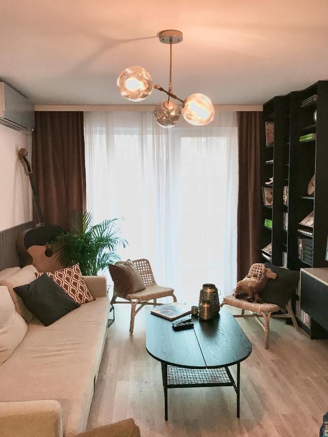 Central Point By Zoom Apartments Братислава Экстерьер фото
